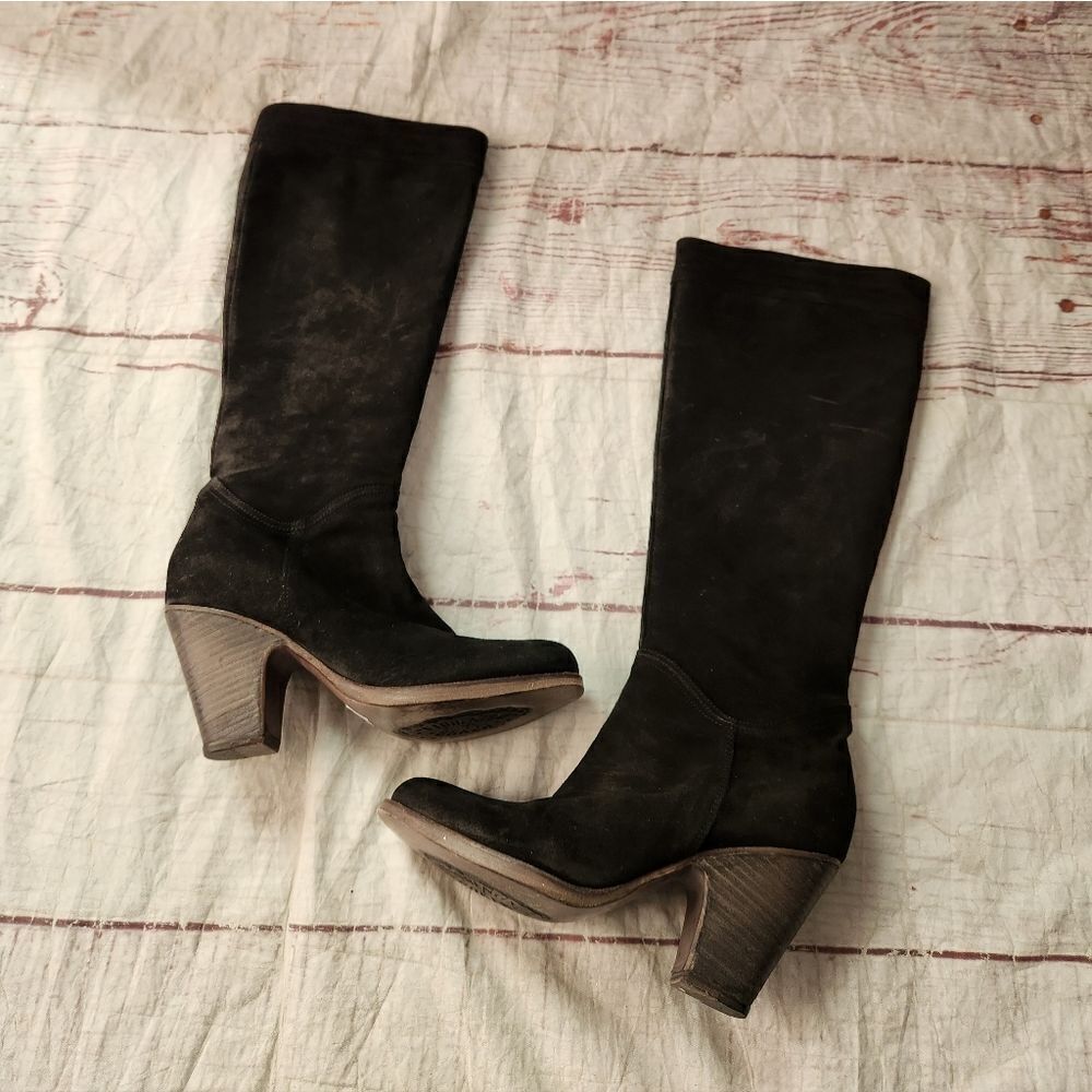 Fiorentini + Baker Suede Knee‎ High Boots Size 40